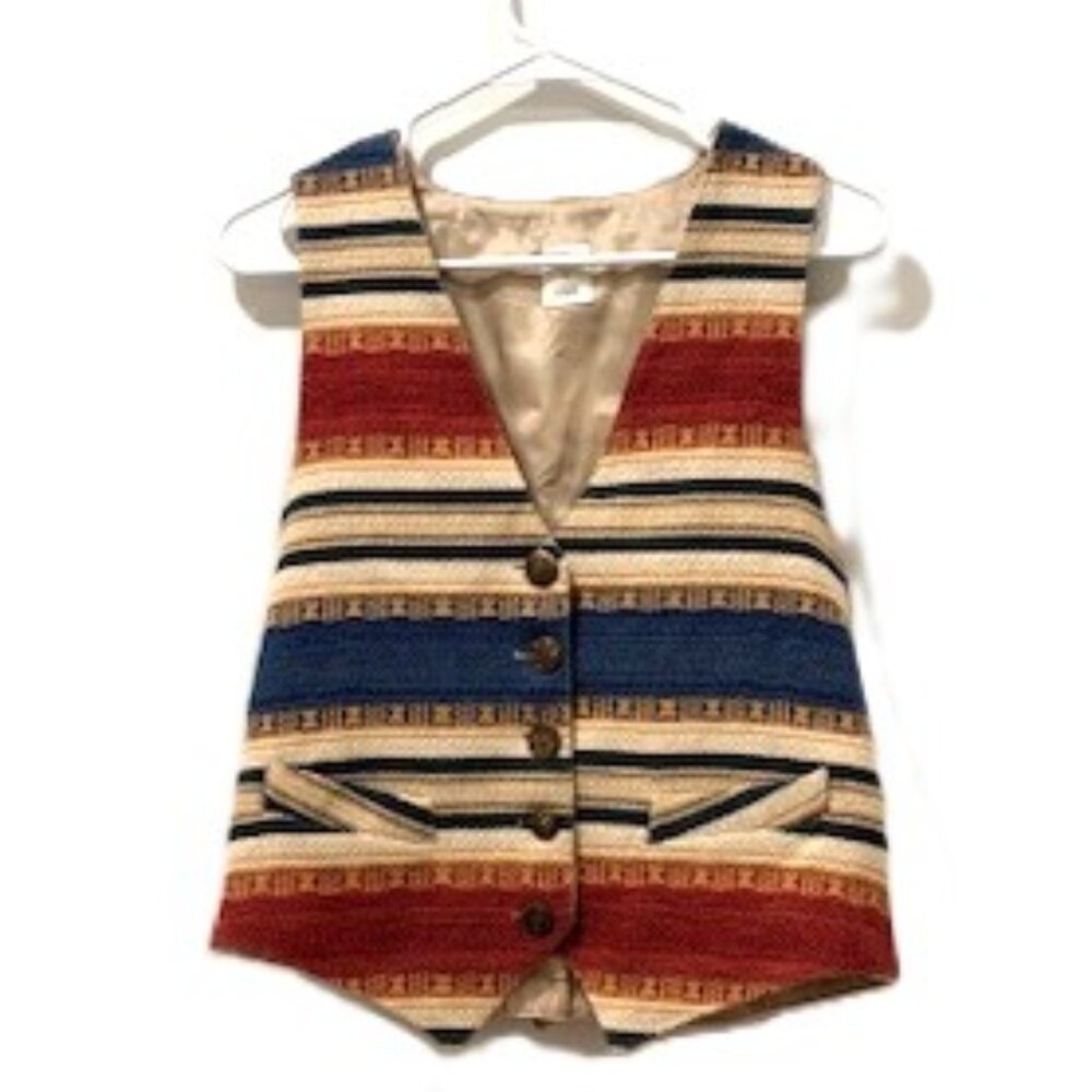 Attitude Fully-Lined Button-Down Vest